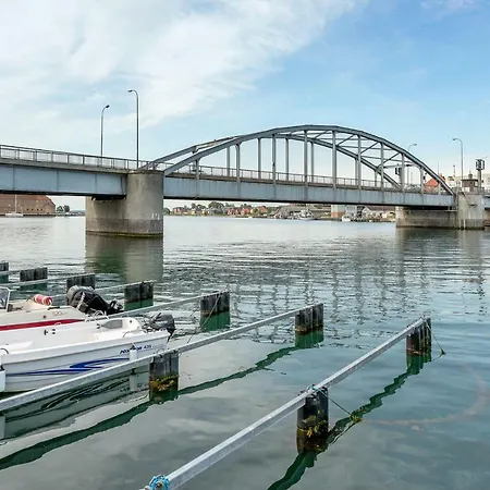 Dom wakacyjny Luxury Center Harbour 2 Bedroom