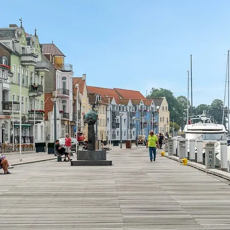 Luxury Center Harbour 2 Bedroom Dom wakacyjny *