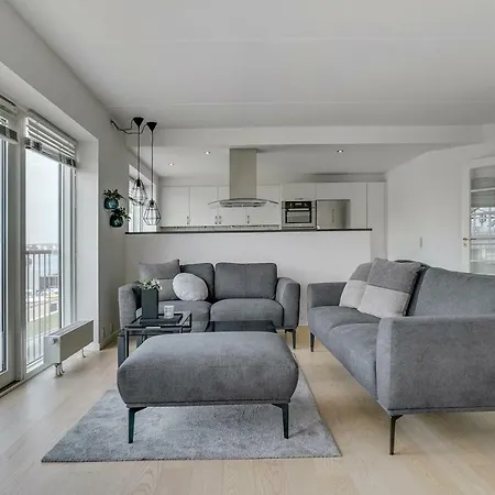 Dom wakacyjny Luxury Center Harbour 2 Bedroom